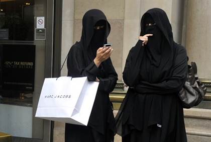 women of isis